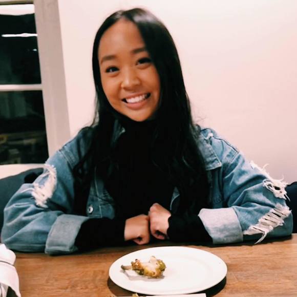 Meet your Posher, Cathleen - Picture 1 of 1